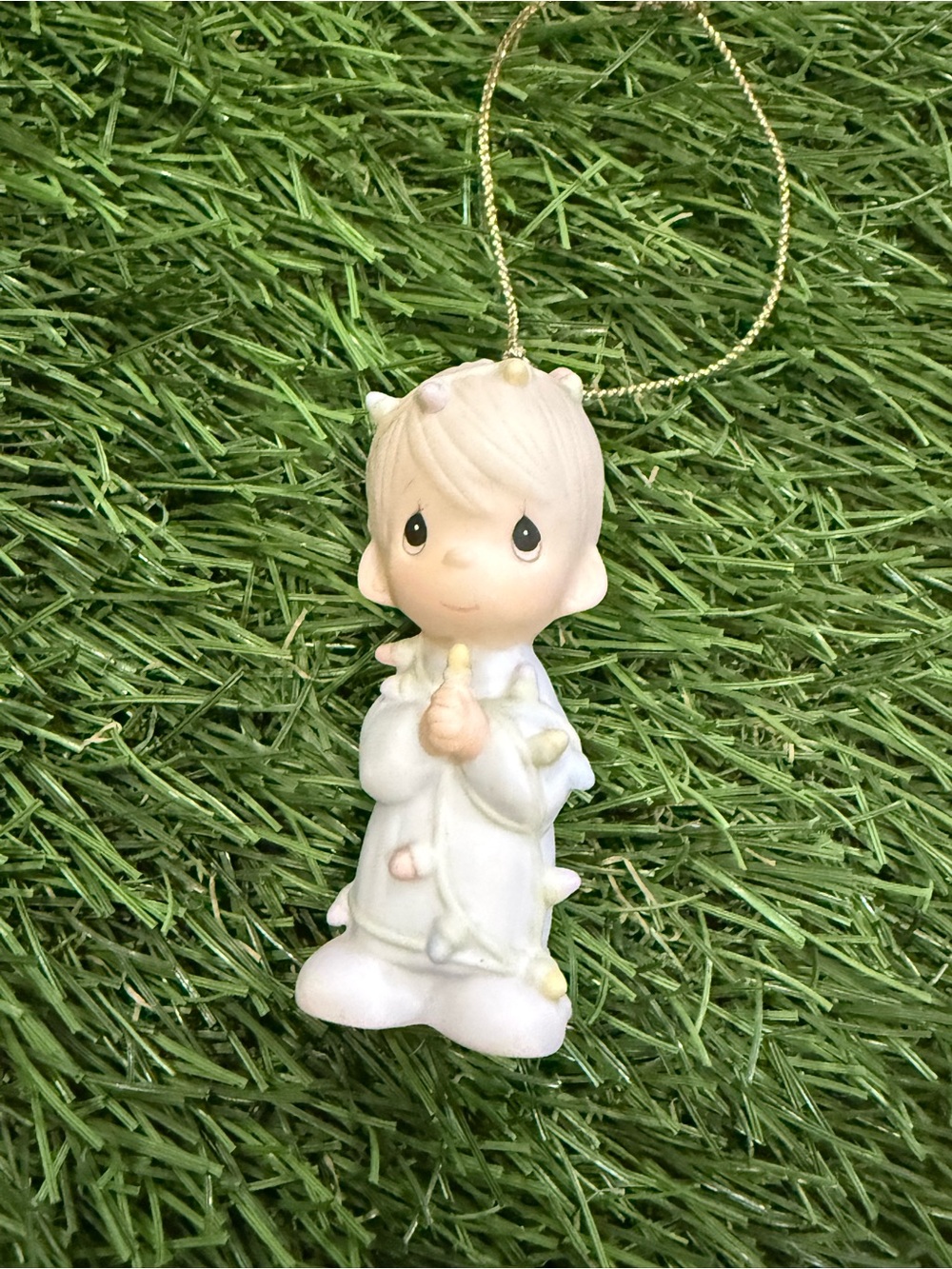 Precious Moments Vintage 1985 Holiday Ornament